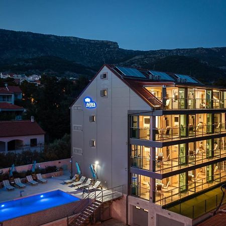 Villa Aqua - Adults Only Bol Zewnętrze zdjęcie